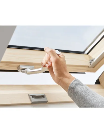 Celodrevené okno s energeticky úsporným trojsklom - GLL Štandard