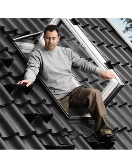 Strešný výlez pre zateplenú strechu GXU