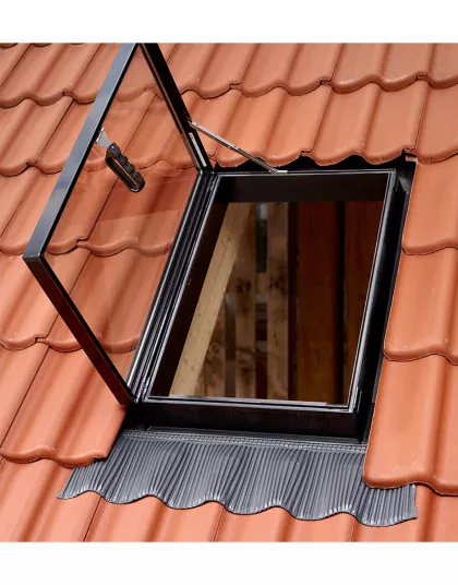 Strešný výlez pre nezateplenú strechu GVT