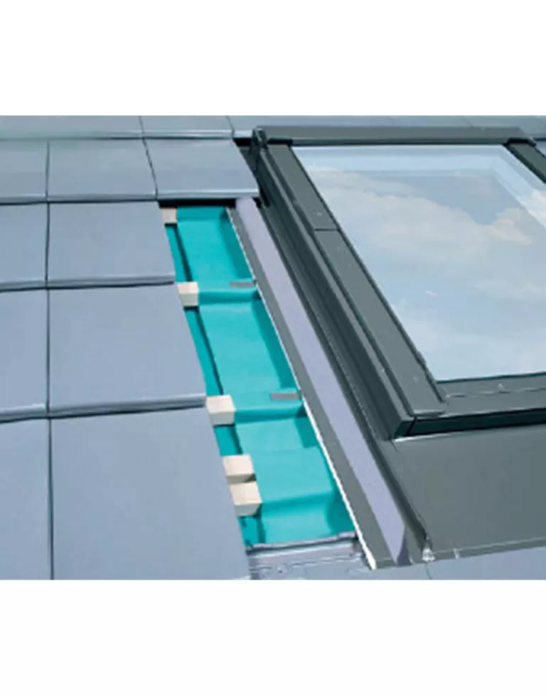 Doplnkové lemovanie pre ploché krytiny