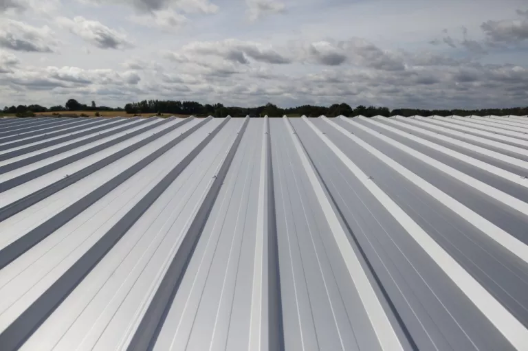 PIR Standard strešný sendvičový panel